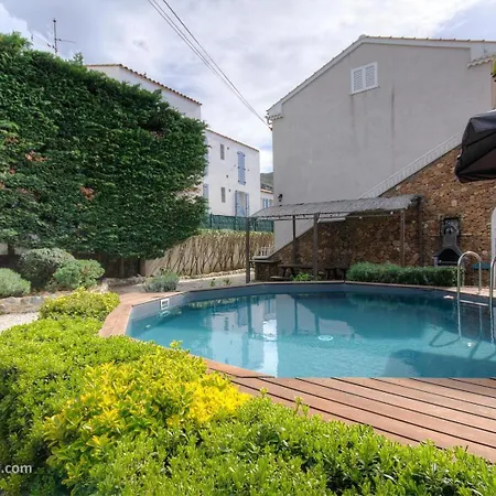 Bed & Breakfast A L'ombre Du Clocher 3*